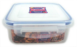 Контейнер пластиковый квадратный  XEONIC 570 мл (221)